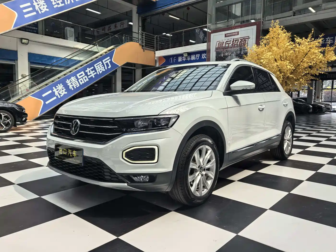 Volkswagen T-ROC 2022 280TSI DSG 2WD Elite PLUS фото 3