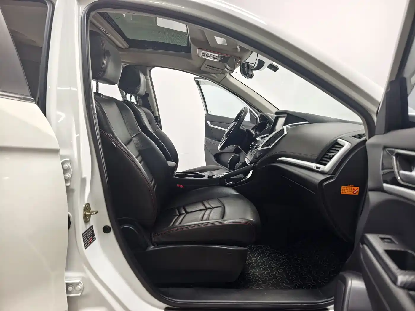 Dongfeng Aeolus Dongfeng Fengshen AX7 2016 2015 2.0L Automatic Smart Ease