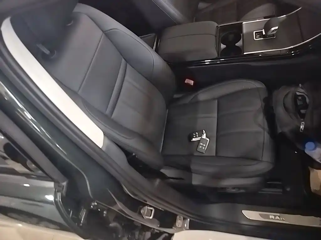 Land Rover Range Rover Evoque 2025 2024 Range Rover Evoque L 249PS Light Master Edition