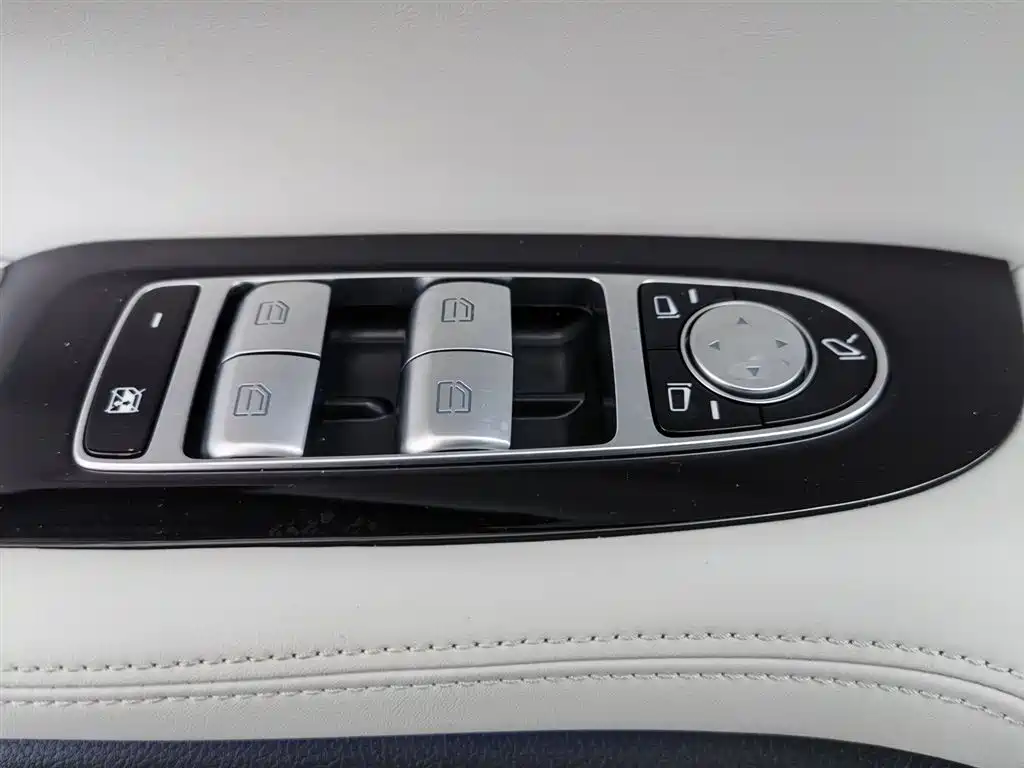 Voyah Auto Voyah Dreamer 2026 PHEV Champion Edition фото 9