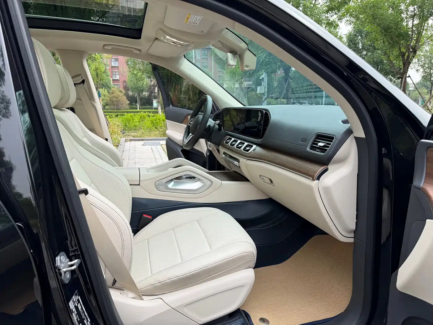 Mercedes-Benz GLE 2020 GLE 350 4MATIC Luxury фото 10