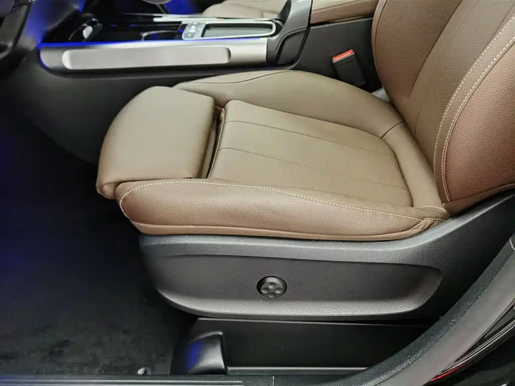 Mercedes-Benz GLB 2024 Facelift GLB 220 Dynamic фото 20