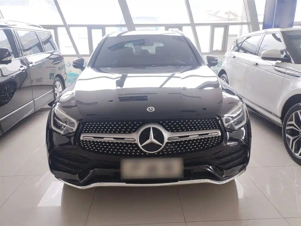 MERCEDES-BENZ GLC