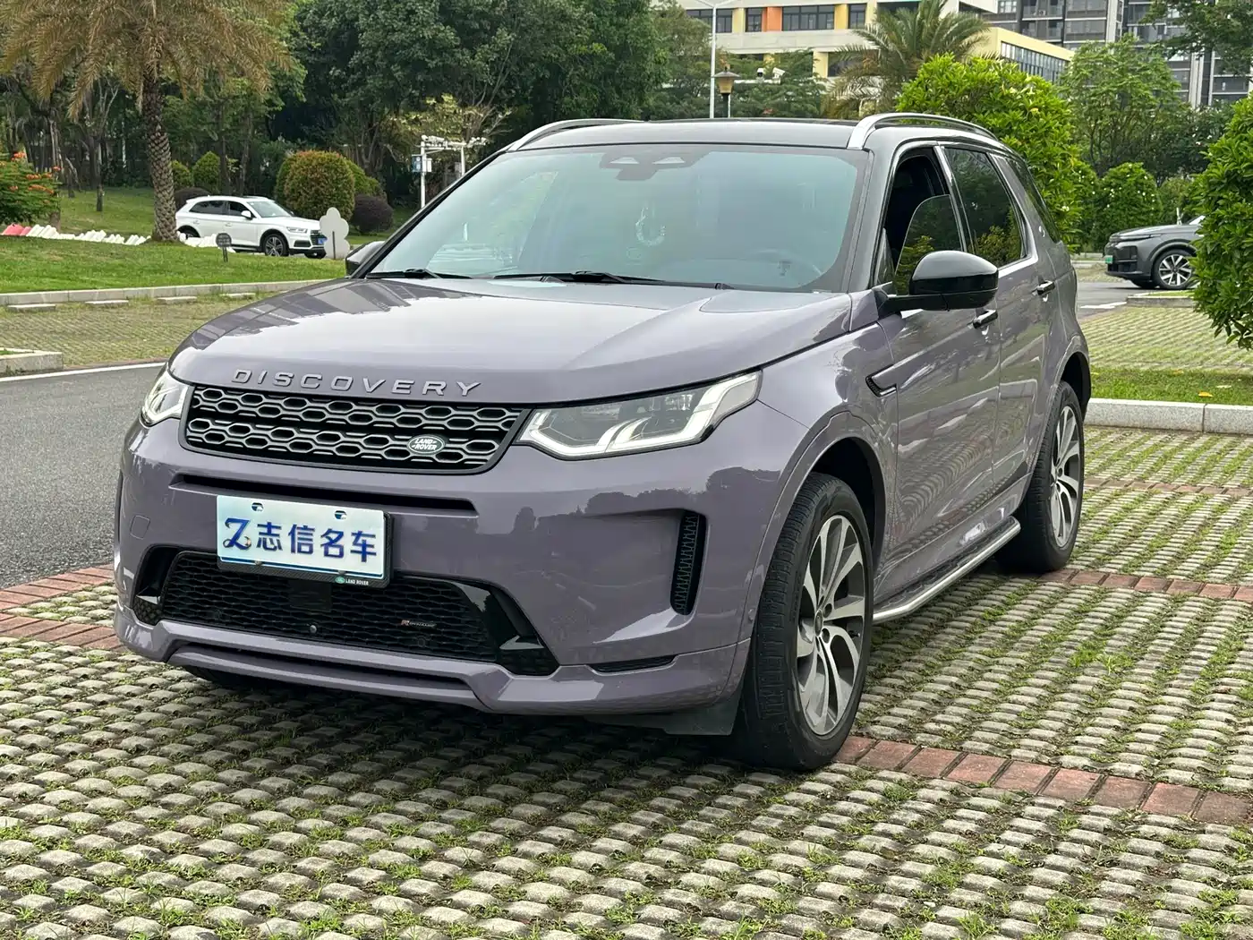 Land Rover Discovery Sport 2022 Model Year Second Facelift 249PS R-Dynamic SE Performance Technology Edition 5-seater фото 21