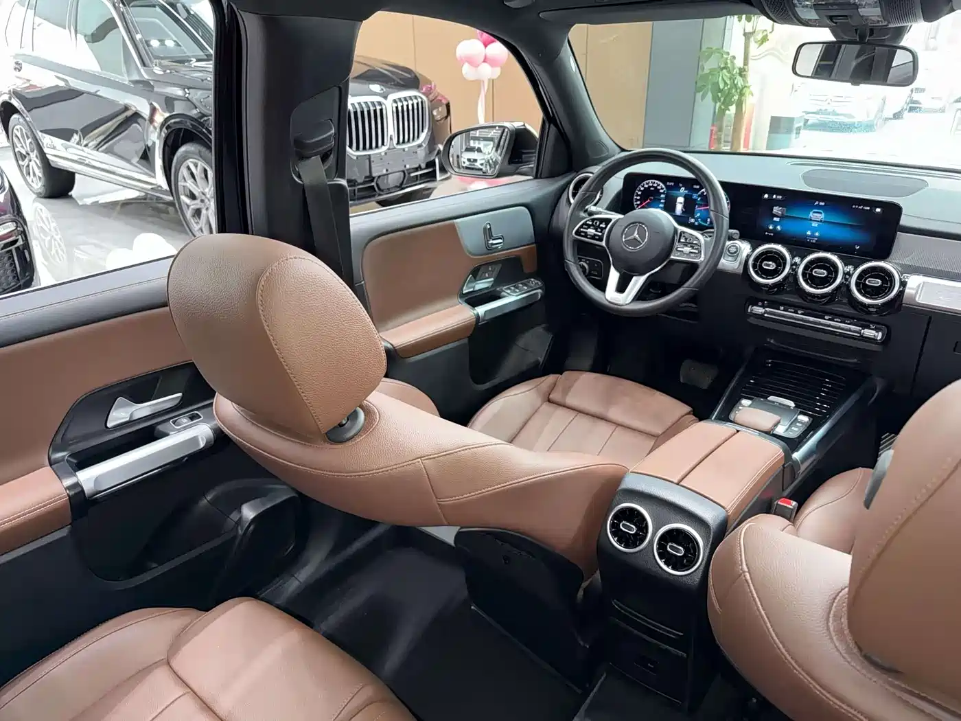 Mercedes-Benz GLB 2022 Model GLB 200 Dynamic Edition фото 4