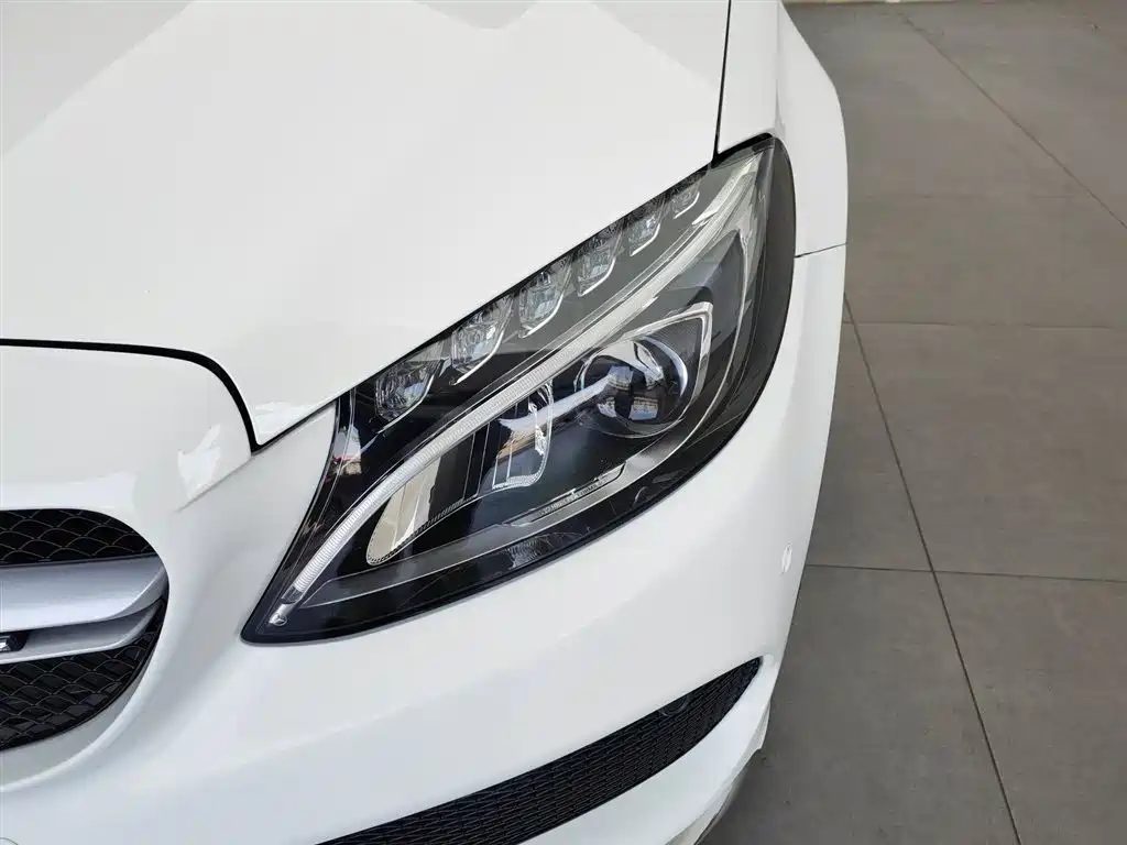 Mercedes-Benz C-Class (Import) 2017 Facelift C 200 Estate фото 7