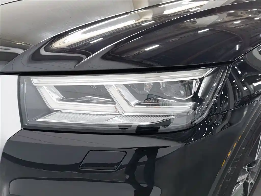 Audi Q5L 2020 40 TFSI Prestige Fashion фото 7