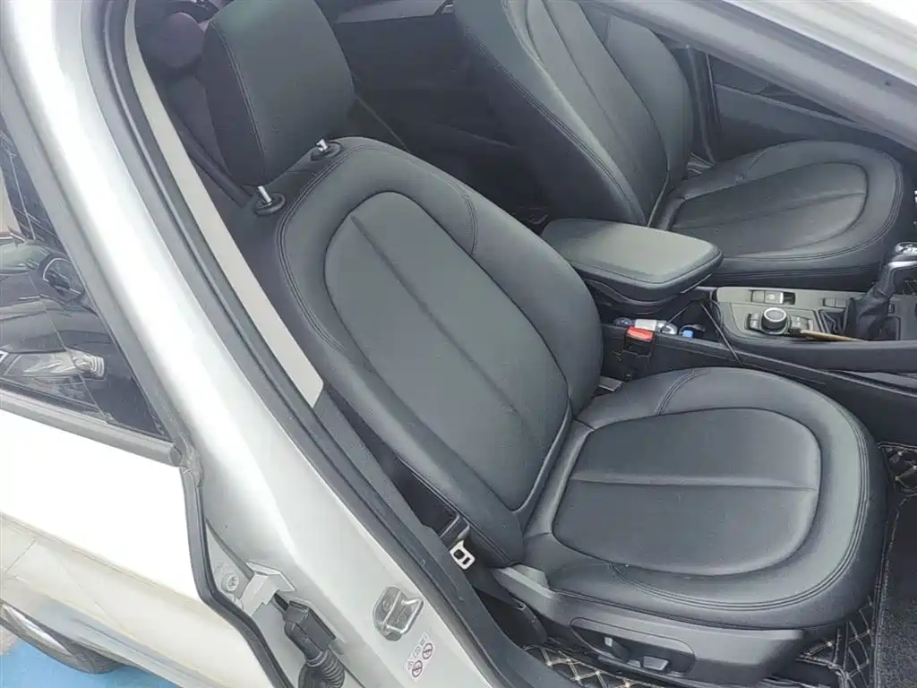 BMW X1 2018 sDrive18Li Fashion Model фото 25