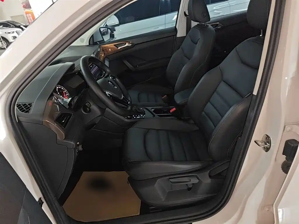 VOLKSWAGEN TUYUE