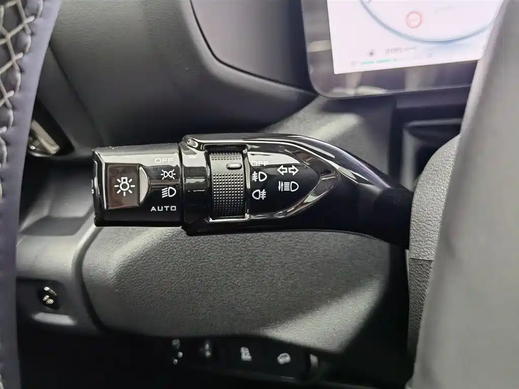 Haval Da Gou 2nd Gen 2023 2.0T 2WD Trendy Off-road Edition Plus фото 21