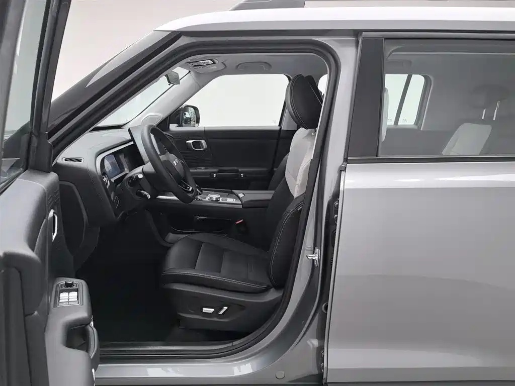 BAIC ORV Beijing Off-Road BJ30 2024 1.5T Magic Core Electric Drive Advanced Edition фото 10