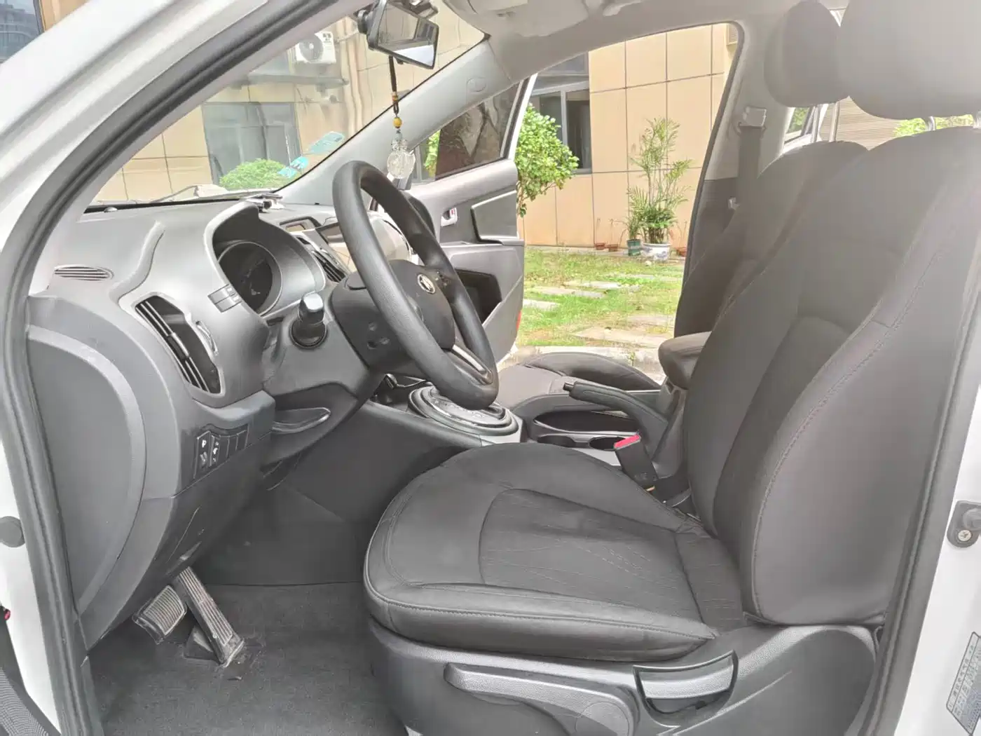 Kia Sportage 2015 2.0L Automatic 2WD GL фото 7