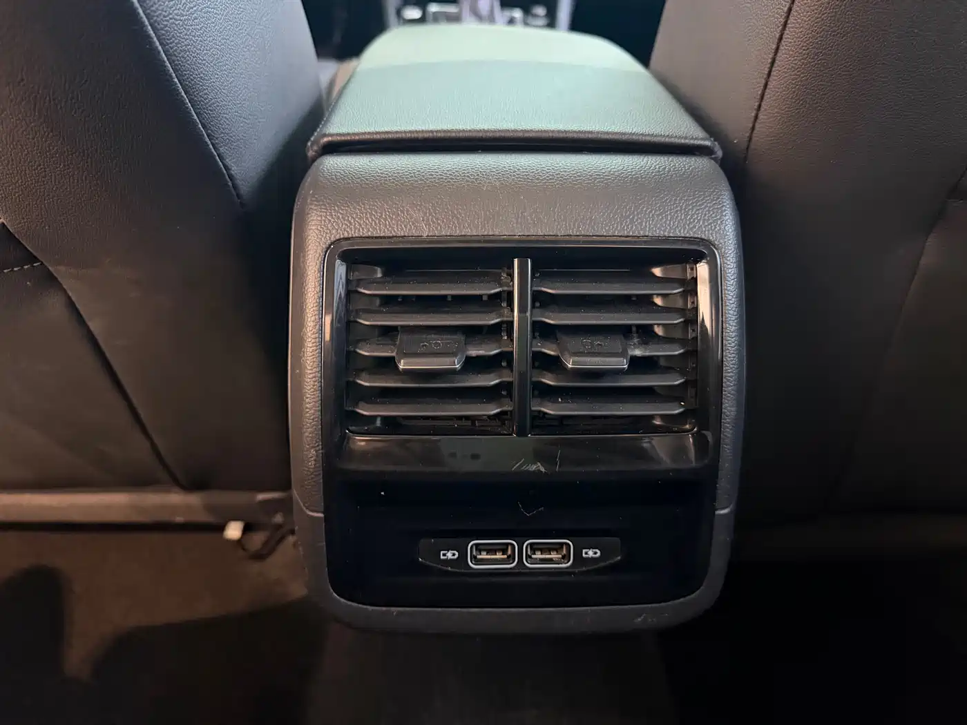 Volkswagen Sagitar 2021 280TSI DSG Comfort Smart Connect Edition фото 11