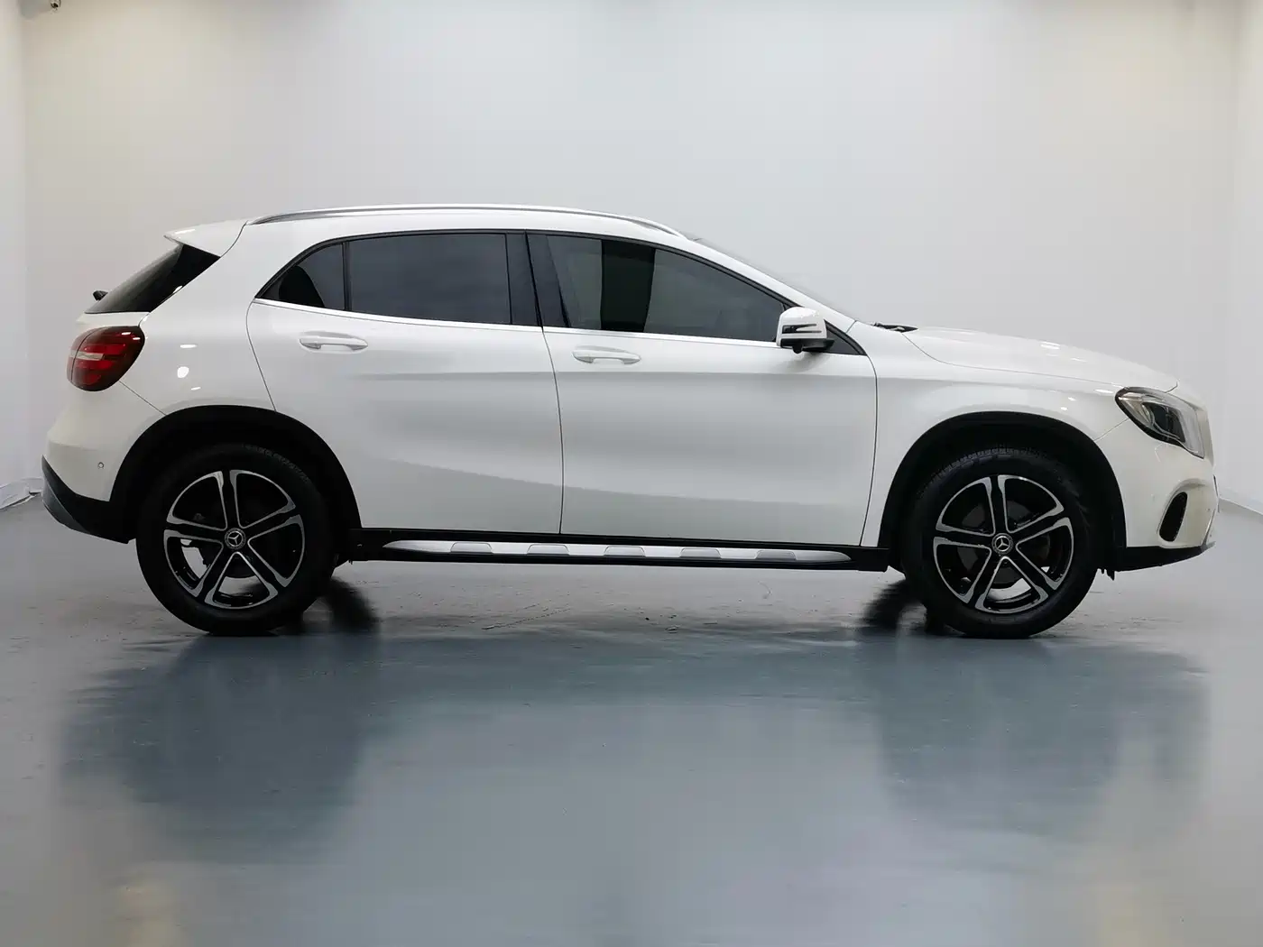 Mercedes-Benz GLA 2017 GLA 200 Fashion фото 8