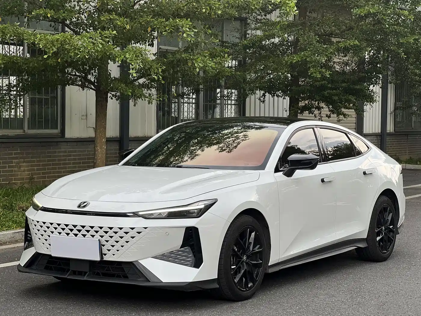 Changan UNI-V 2025 2024 1.5T Deluxe