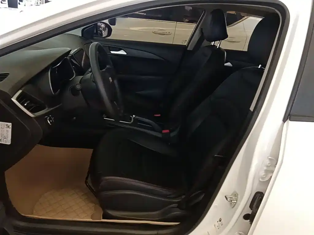 Chevrolet Cavalier 2019 320 Auto Sunroof Enjoyment Edition фото 15
