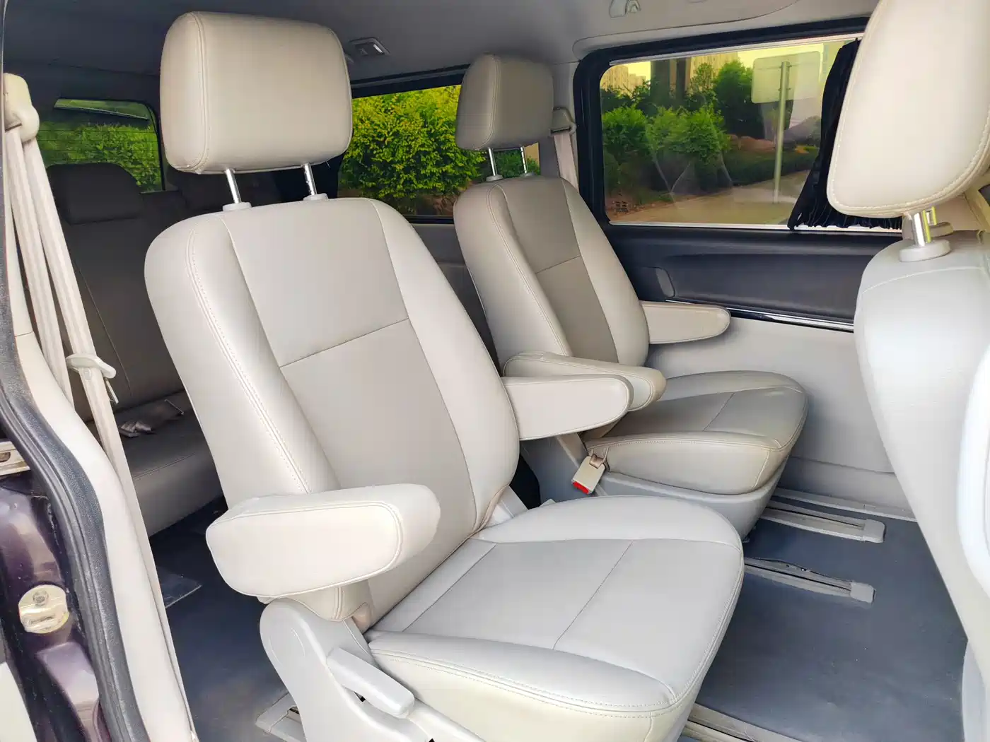 JAC Motors Refine M5 2014 2013 2.0T Petrol Automatic Business Edition