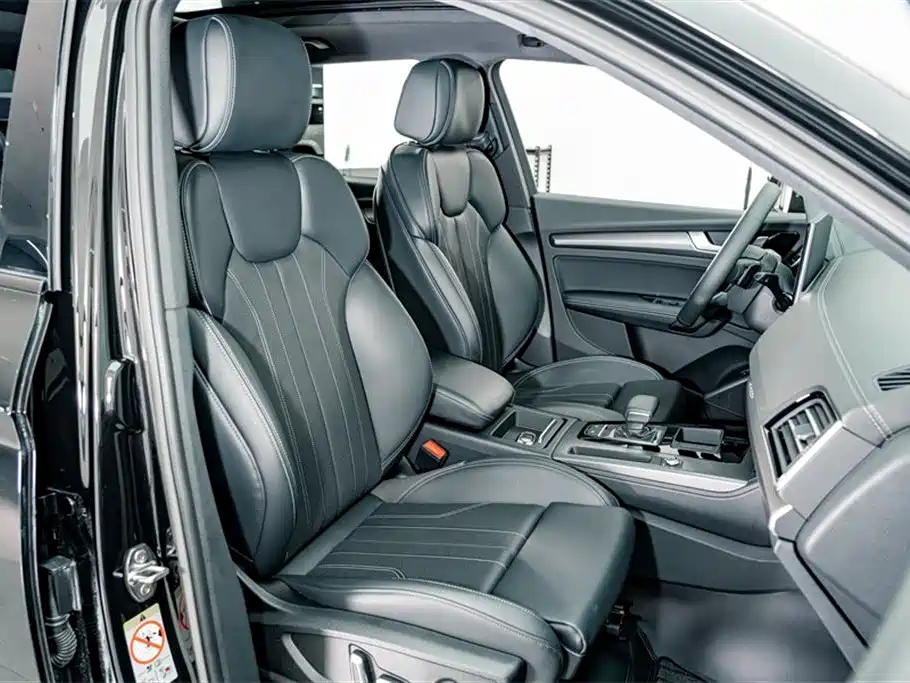 Audi Q5L 2024 Model 40 TFSI Luxury Dynamic фото 18