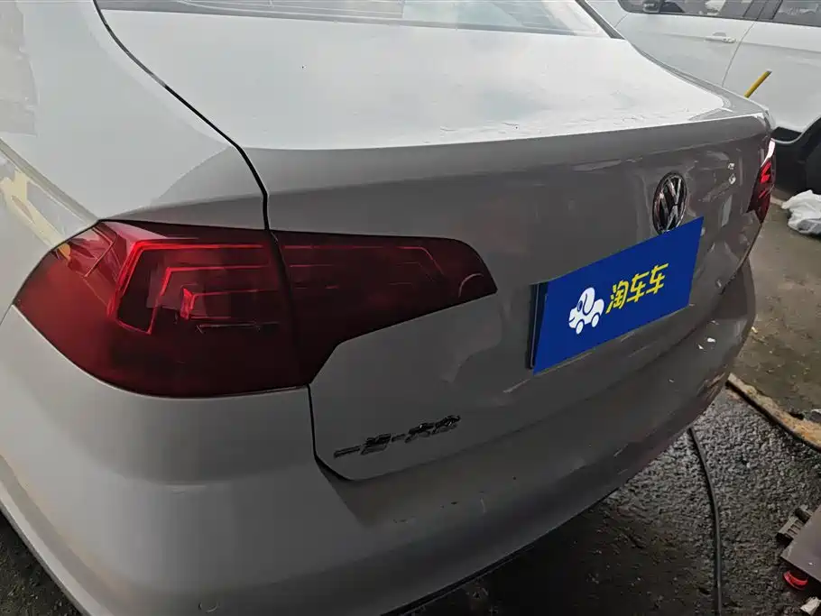 Volkswagen Bora 2019 Bora Legend 1.5L Automatic Leading China V фото 4