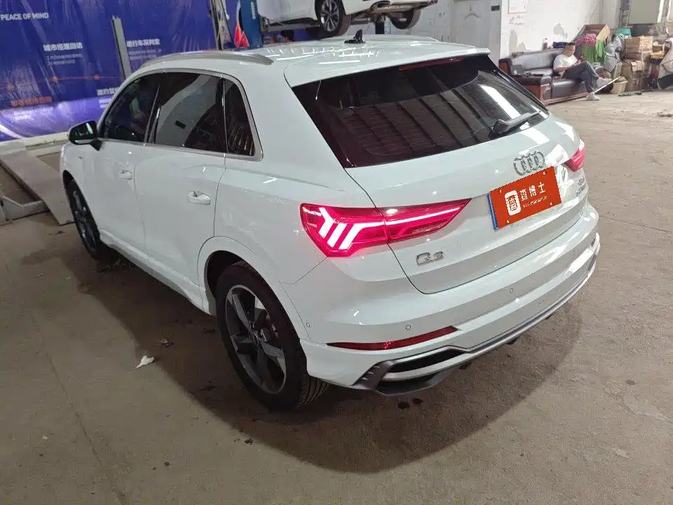 Audi Q3 2022 35 TFSI Fashion Dynamic фото 3