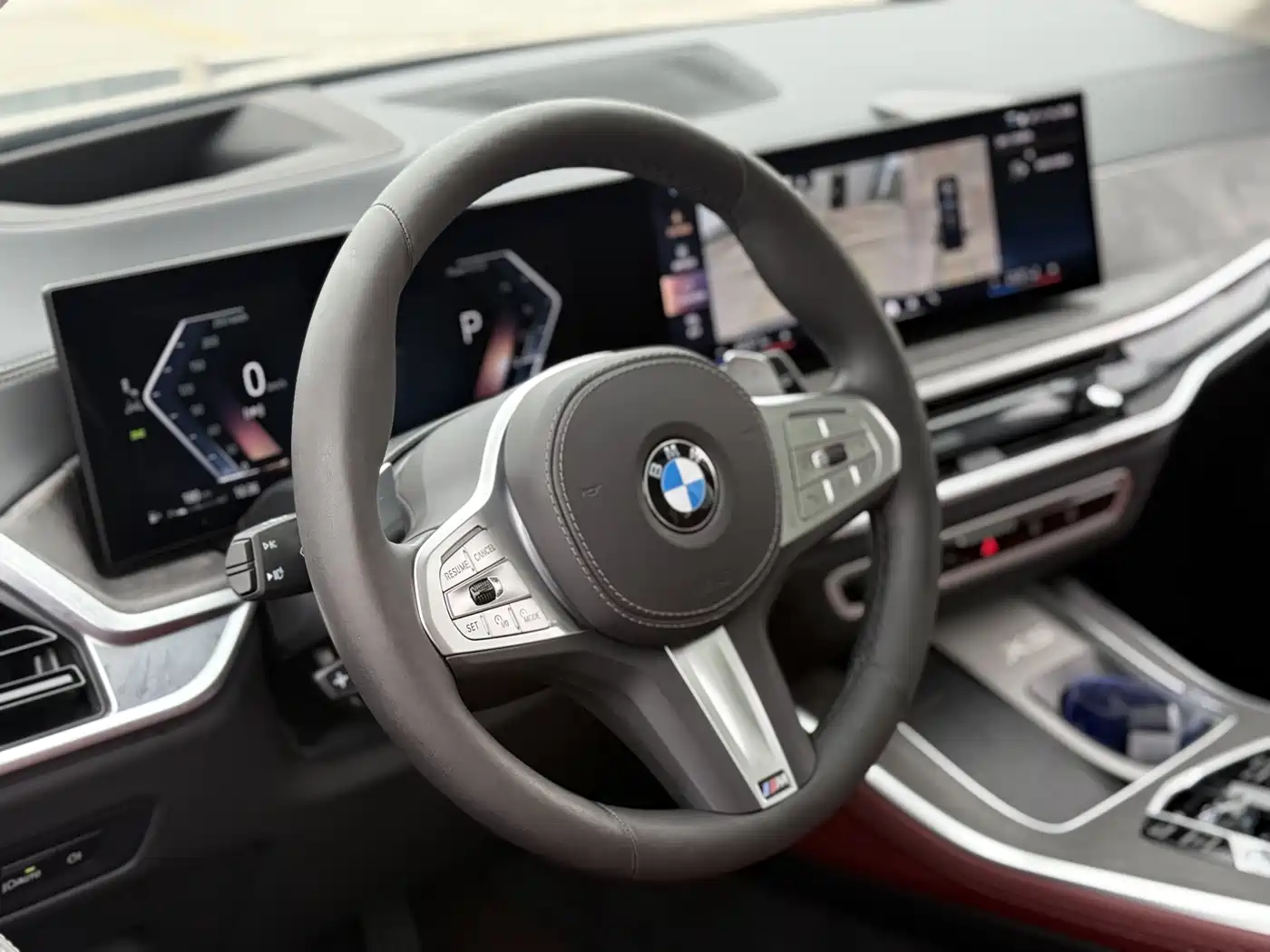 BMW X5 2025 Model xDrive 30Li Exclusive M Sport Blackout Package фото 13