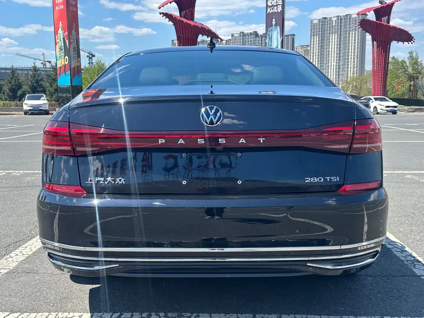 Volkswagen Passat 2022 280TSI Elite Edition фото 5