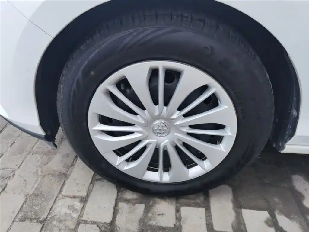 Buick Excelle 2020 15N CVT Elite фото 23