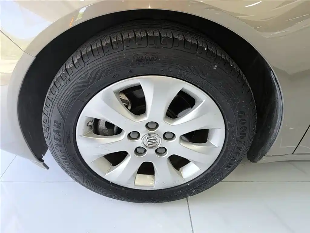 Buick Regal 2015 1.6T Elite Tech Edition фото 23