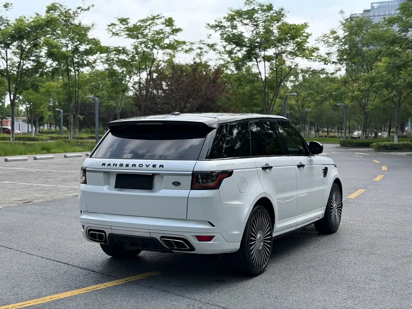 Land Rover Range Rover Sport 2014 3.0 SC V6 HSE фото 12