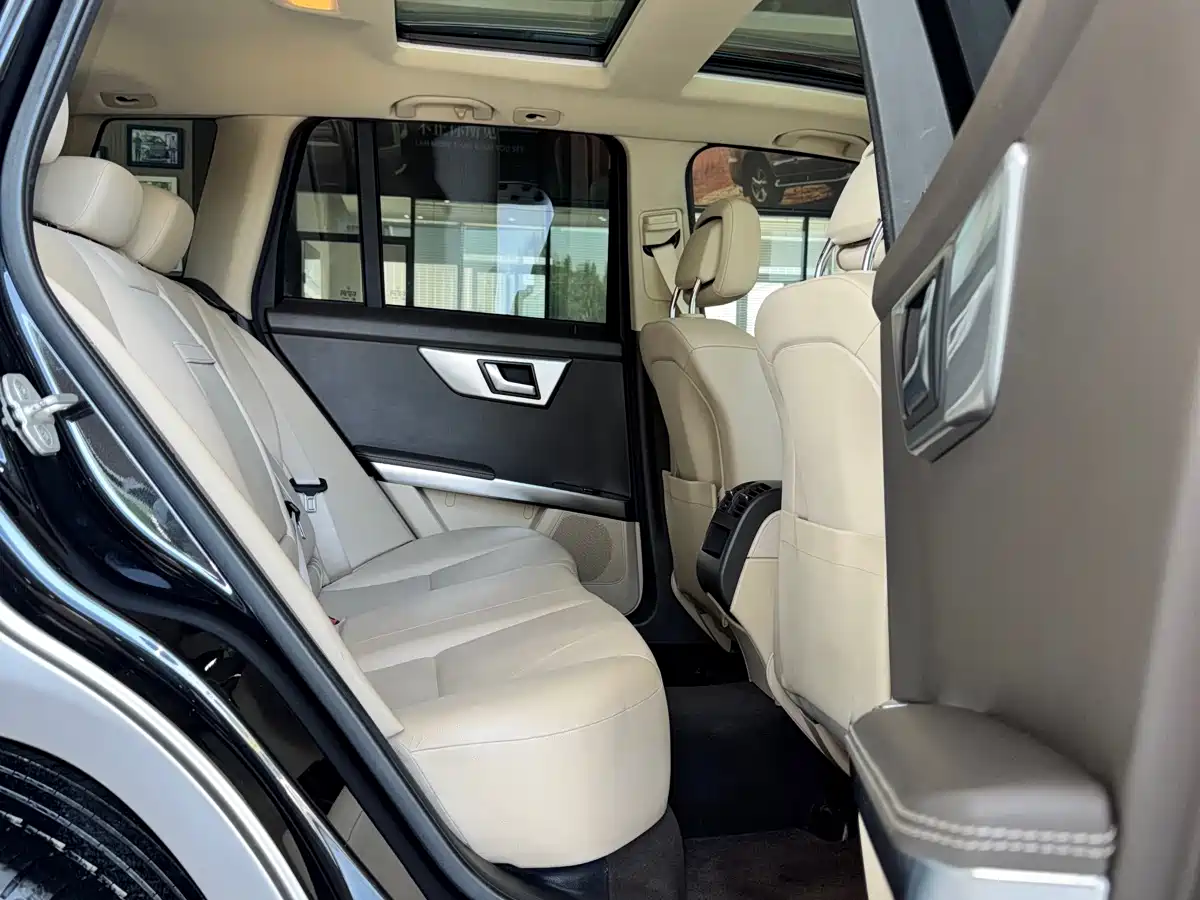 Mercedes-Benz GLK-Class 2013 GLK 300 4MATIC Fashion фото 22