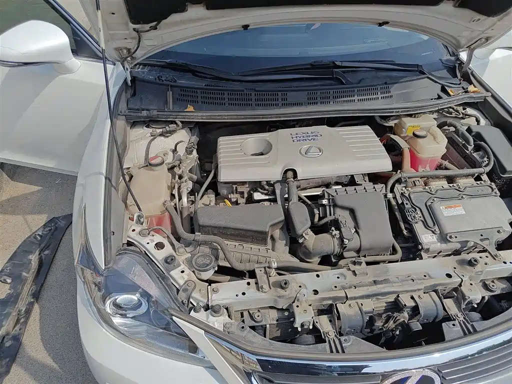 Lexus CT 2014 CT200h Comfort Edition Dual Tone фото 20