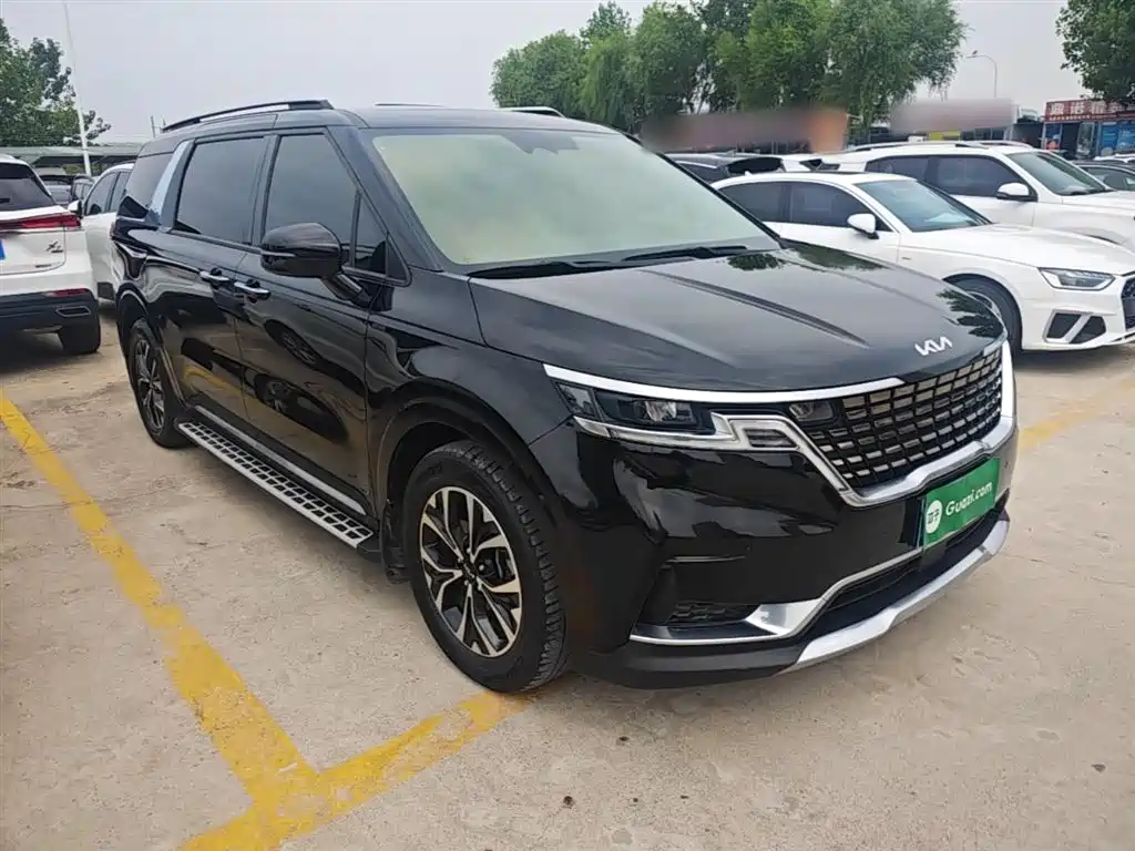 Kia Carnival 2021 2.0T Luxury Edition фото 4