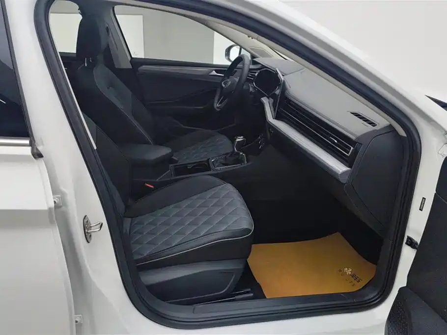 Volkswagen Sagitar 2024 300TSI DSG Surpass Edition фото 8