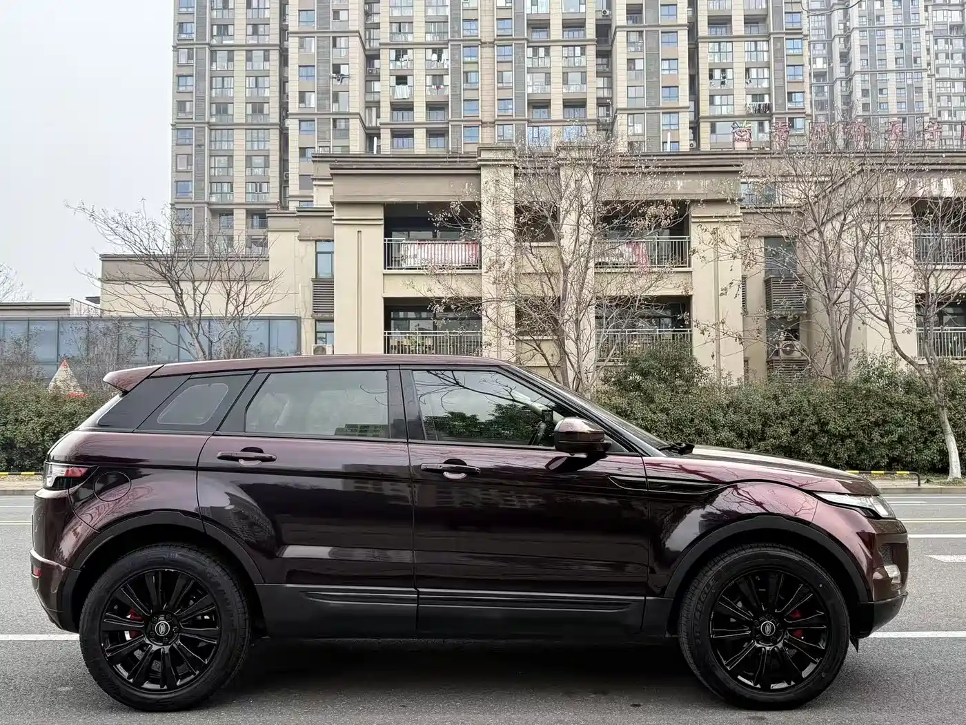Land Rover Range Rover Evoque 2015 2.0T 5-Door Intelligent Edition фото 8