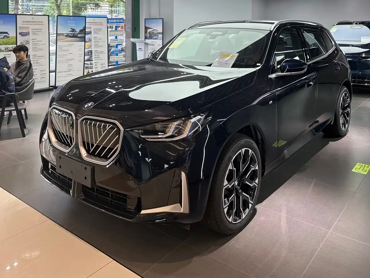 BMW X3 2026 2025 xDrive30L Premium Model M Sport Black Package
