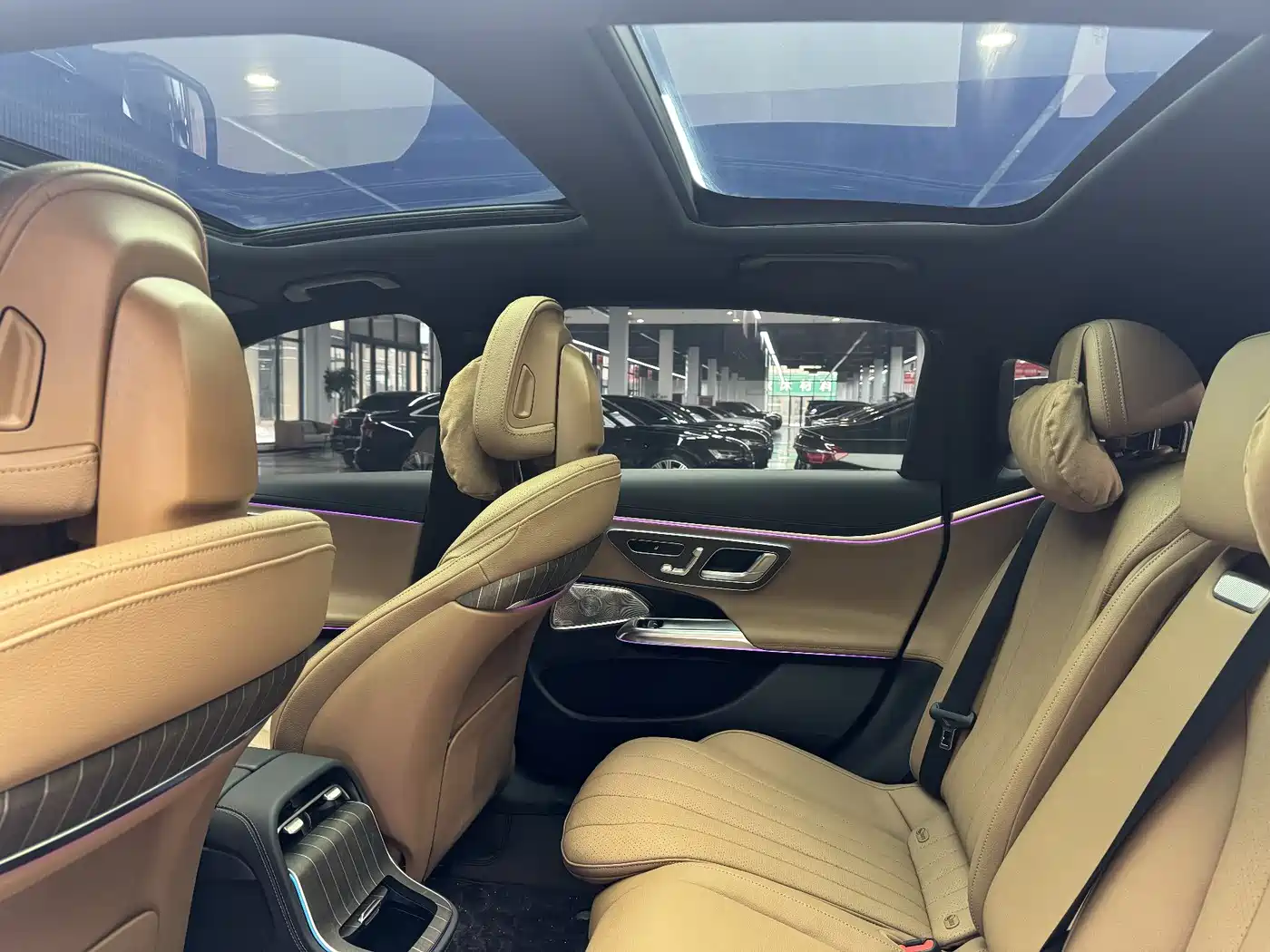 Mercedes-Benz E-Class 2024 Model E 300 L Luxury фото 10