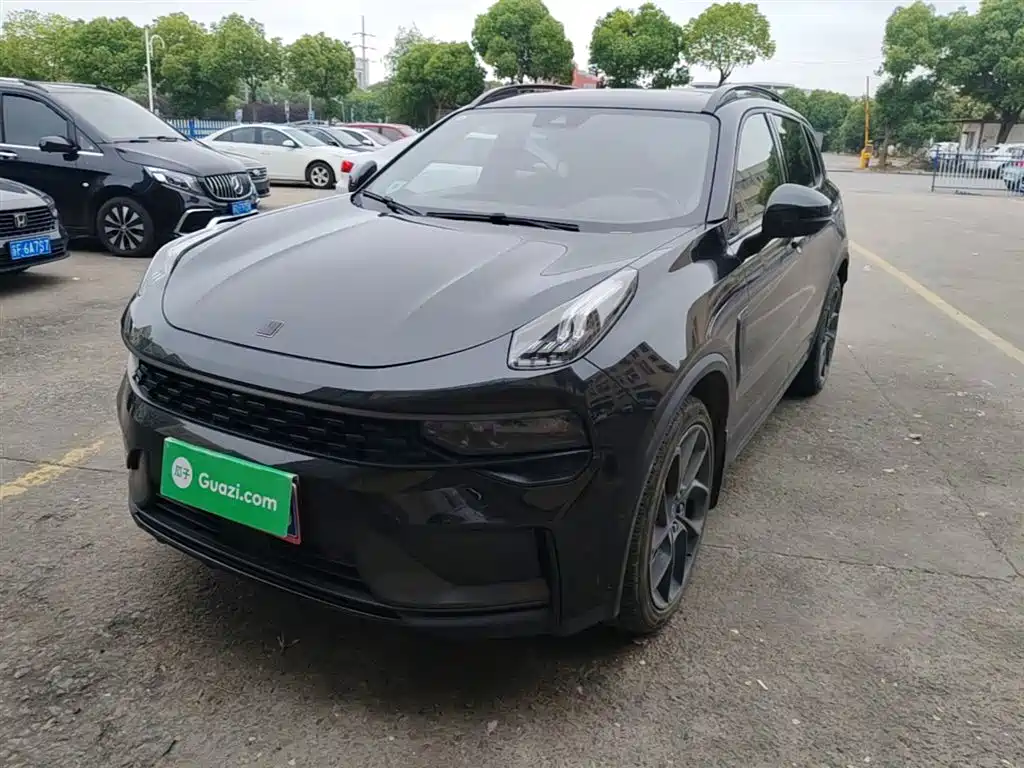 Lynk & Co 01 2021 2.0TD AWD Night Edition