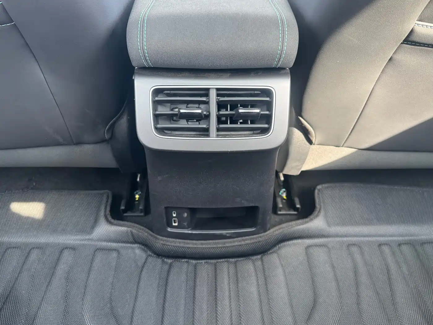 BYD Seal 06 New Energy 2025 DM-i Smart Drive Edition 120KM Luxury фото 16