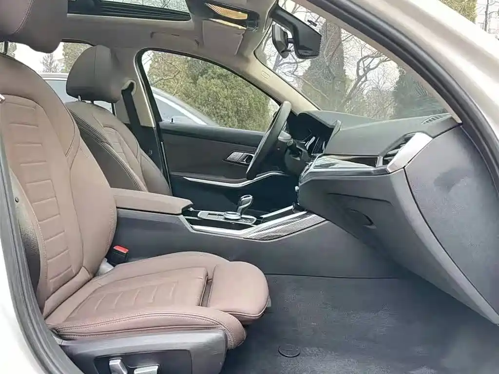 BMW 3 Series 2021 Facelift 325Li M Sport Package фото 4