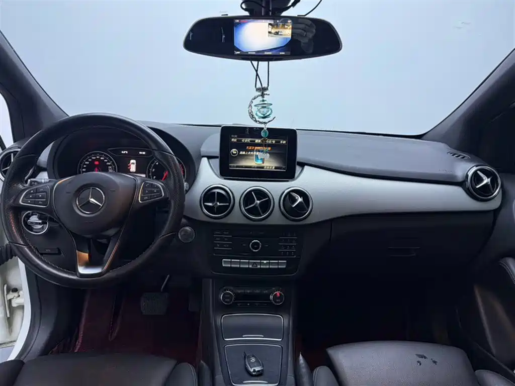 Mercedes-Benz B-Class 2015 B 200 Style фото 16