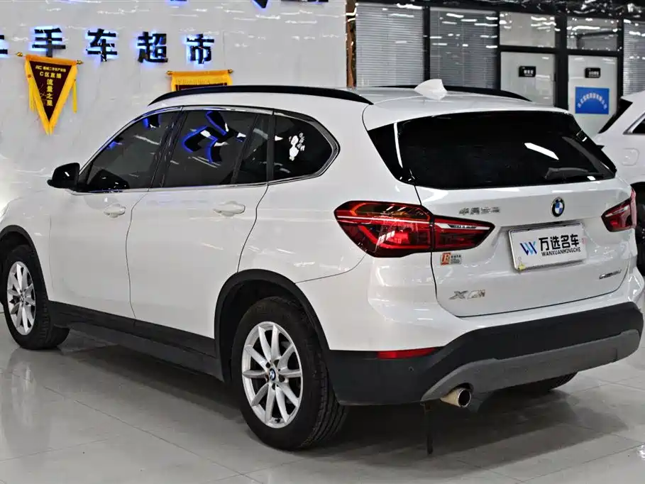 BMW X1 2019 sDrive18Li Fashion Model фото 16