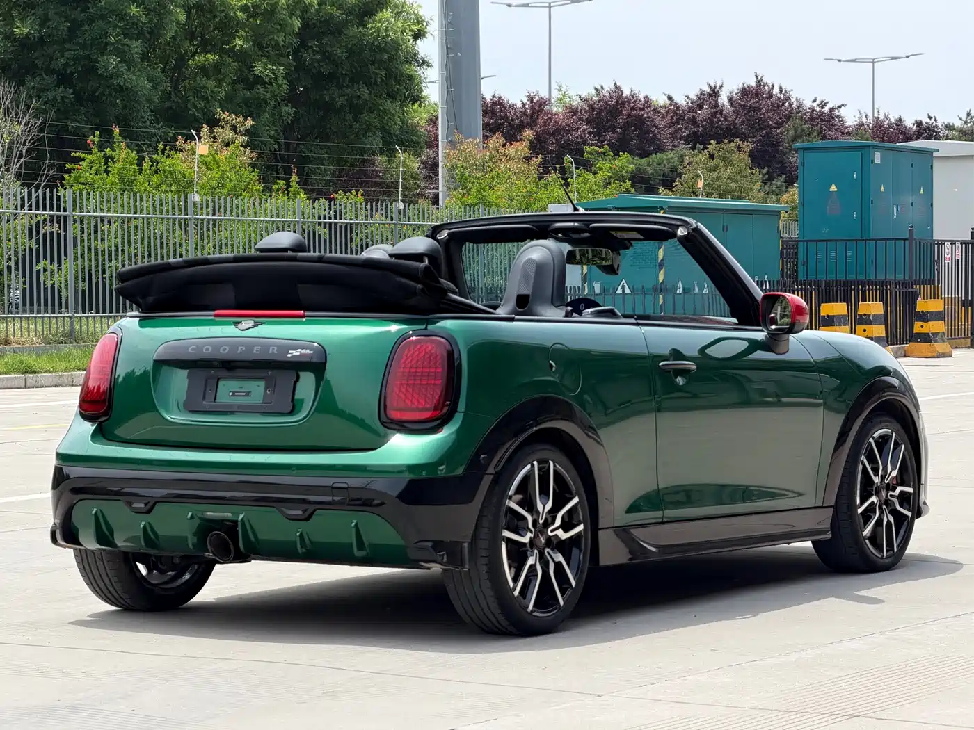 MINI JCW 2025 JOHN COOPER WORKS CABRIO фото 6
