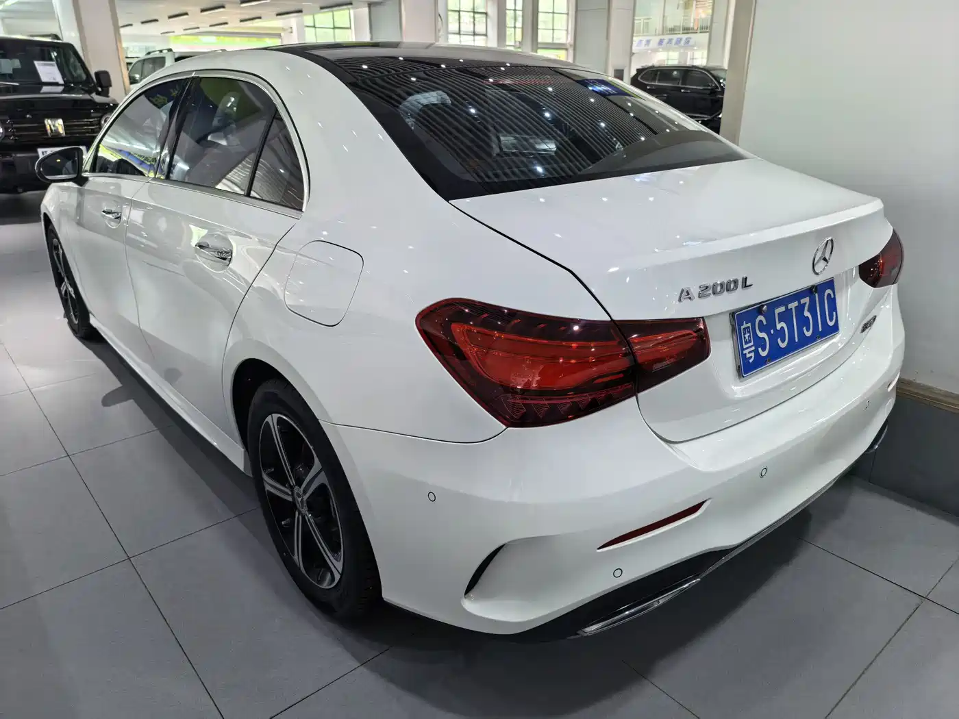 Mercedes-Benz A-Class 2024 A 200 L Fashion Edition фото 12
