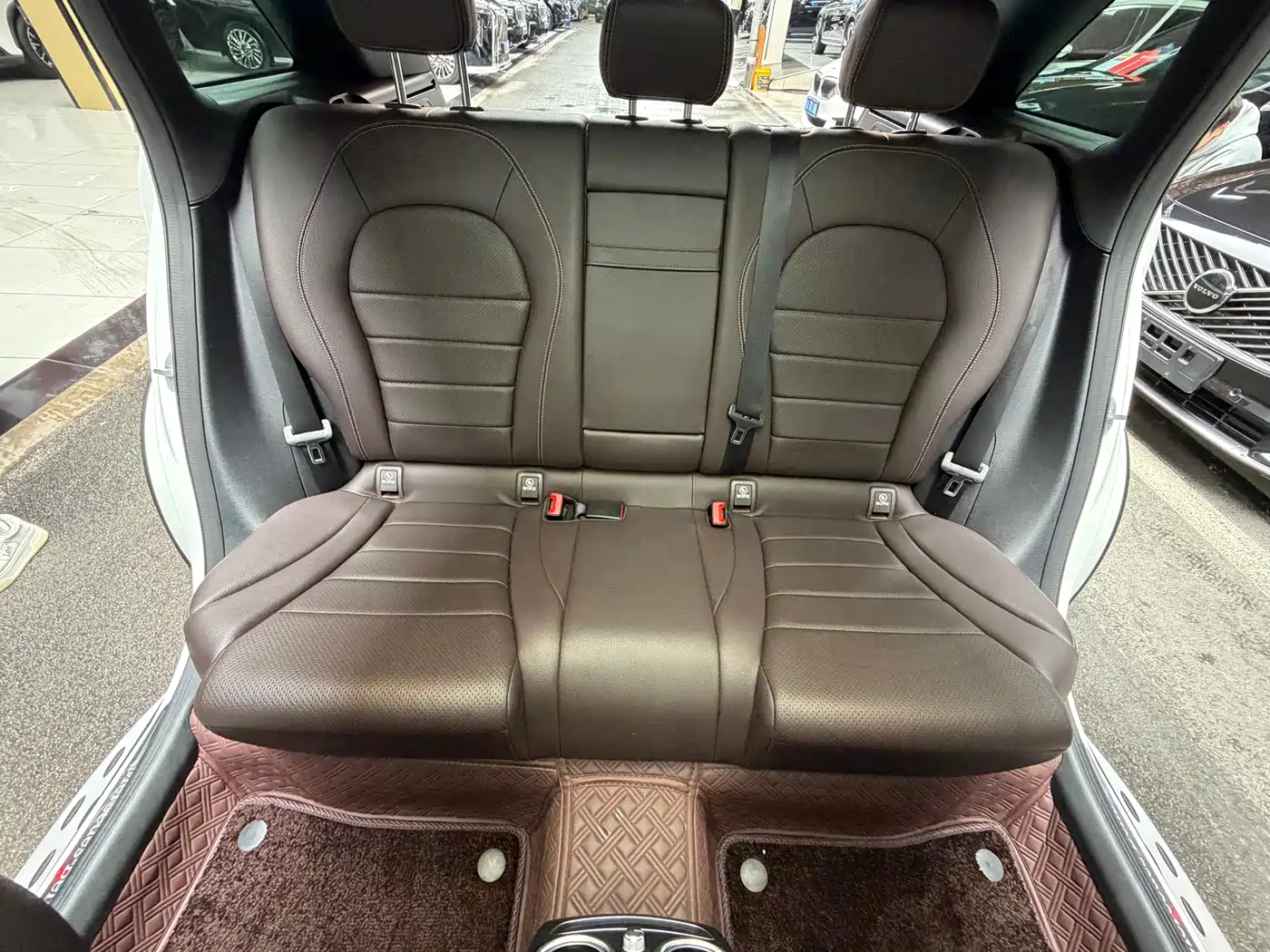 Mercedes-Benz GLC 2020 Facelift GLC 260 L 4MATIC Dynamic фото 26