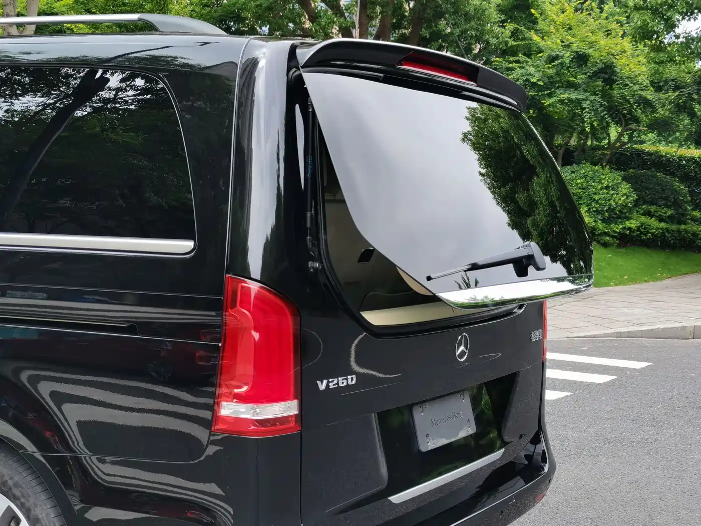 Mercedes-Benz V-Class 2022 V 260 Prestige Edition фото 7