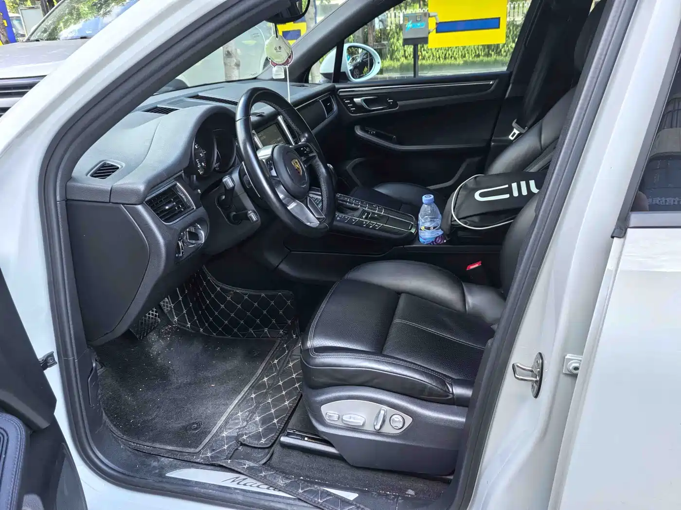 Porsche Macan 2016 Macan 2.0T фото 5