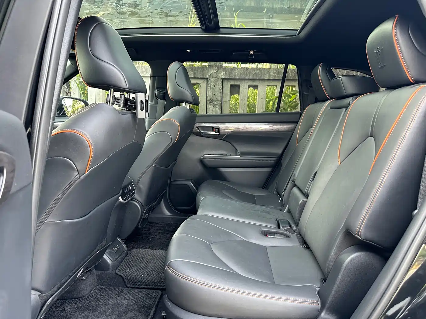 Toyota Crown Kluger 2024 2.5L HEV 4WD Premium Edition фото 7