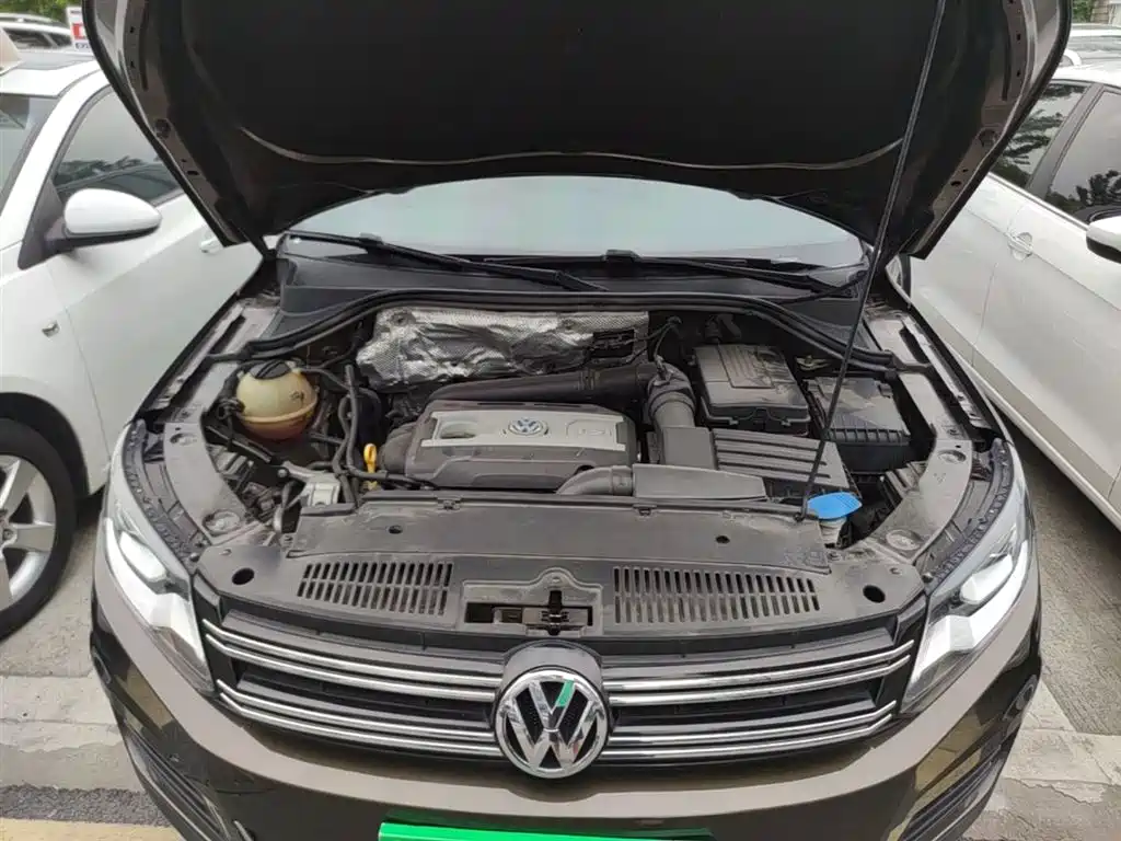 Volkswagen Tiguan 2015 1.8TSI Automatic 2WD Highline фото 20