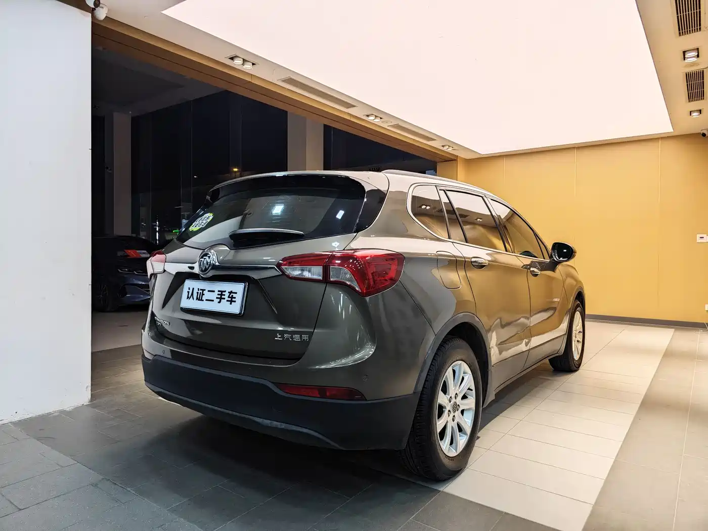 Buick Envision Plus 2018 20T 2WD Leading фото 27