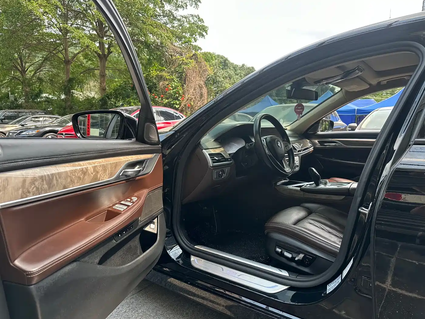 BMW 7 Series 2019 740Li Leading Luxury Package фото 6